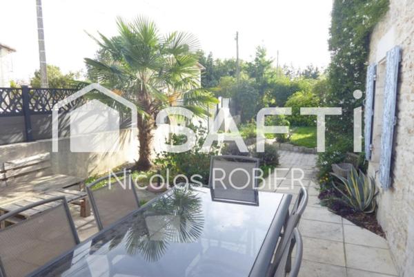 Jolie Maison en pierre !!