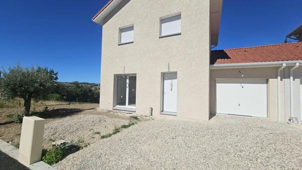 Maison - Location - Montferrat - 3 chambres - jardin- garage