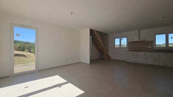 Maison - Location - Montferrat - 3 chambres - jardin- garage