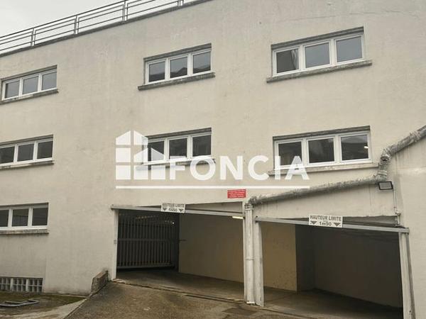 Location Parking - 40 RUE DU COLOMBIER Orleans 45000