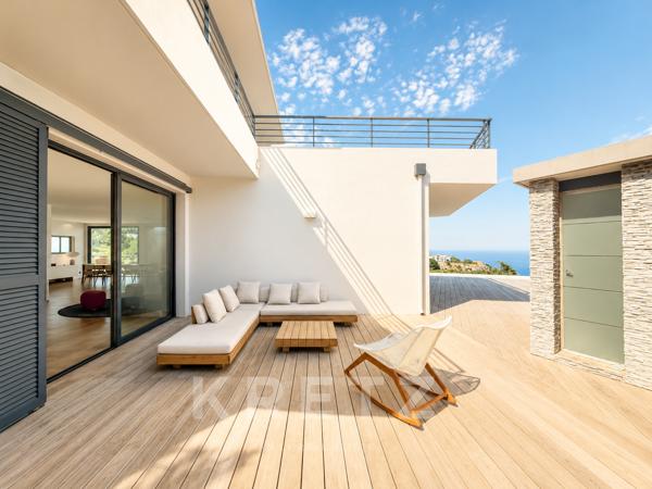 Villa d'Architecte d'Exception - Vue mer sur les Hauteurs de Bastia