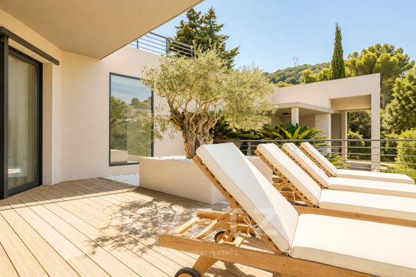 Villa d'Architecte d'Exception - Vue mer sur les Hauteurs de Bastia