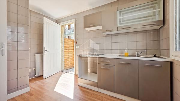 Montreuil Boissière, maison de 61m²  3 pièces avec terrasse