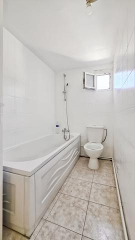 Montreuil Boissière, maison de 61m²  3 pièces avec terrasse