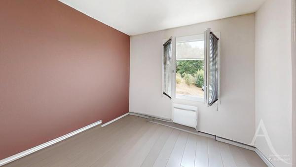Maison Baraize 3 pièce(s)