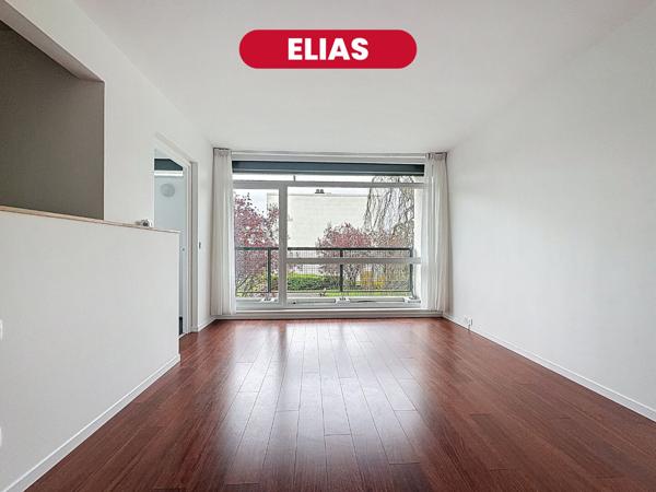 ELIAS T1 bis rénové avec balcon dans une résidence recherchée à Saint-Maurice Pellevoisin