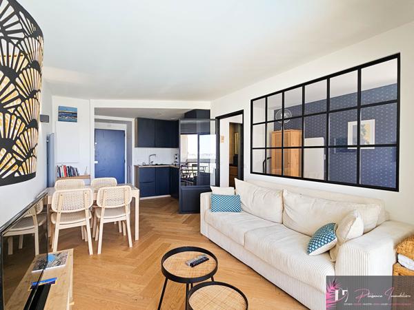 AYTRE - APPARTEMENT TYPE 3 PIECES DERNIER ETAGE Aytre AYTRE - APPARTEMENT TYPE 3 PIECES DERNIER ETAGE Aytre