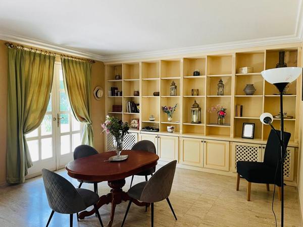 Maison Vernouillet 5 chambres 190 m2, 2000m2 terrain, piscine dans secteur recherché