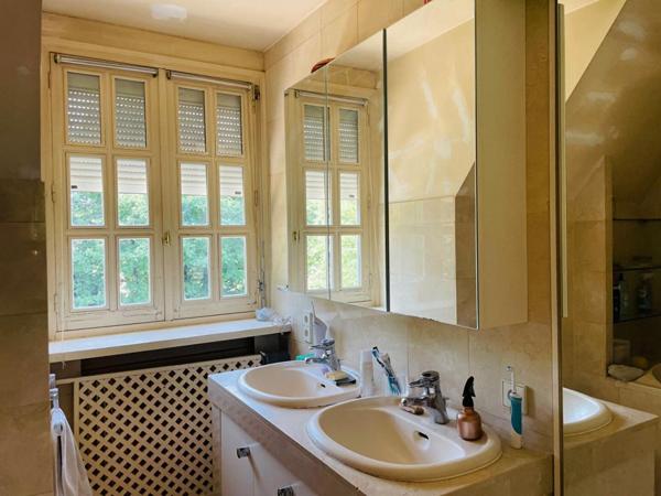 Maison Vernouillet 5 chambres 190 m2, 2000m2 terrain, piscine dans secteur recherché