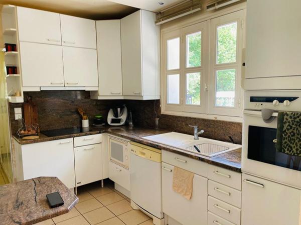 Maison Vernouillet 5 chambres 190 m2, 2000m2 terrain, piscine dans secteur recherché