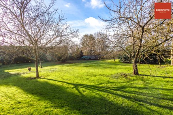 Magnifique propriété comprenant une Maison de maître et une maison d’amis sur 288 m2 en plein coeur de la Normandie et à 50 minutes des plages !
