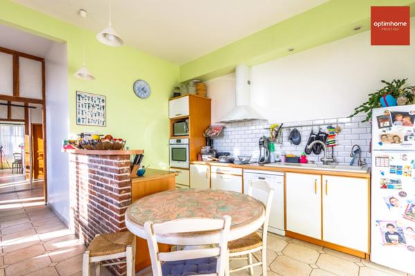 Magnifique propriété comprenant une Maison de maître et une maison d’amis sur 288 m2 en plein coeur de la Normandie et à 50 minutes des plages !