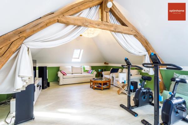 Magnifique propriété comprenant une Maison de maître et une maison d’amis sur 288 m2 en plein coeur de la Normandie et à 50 minutes des plages !