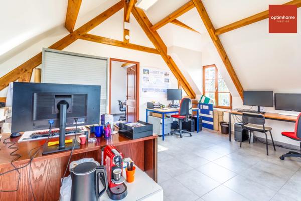 Magnifique propriété comprenant une Maison de maître et une maison d’amis sur 288 m2 en plein coeur de la Normandie et à 50 minutes des plages !