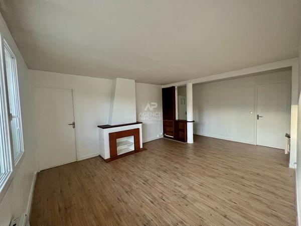 Appartement Pontoise 3 pièce(s) 65.75 m2 €160 000 ** - Référence 11053