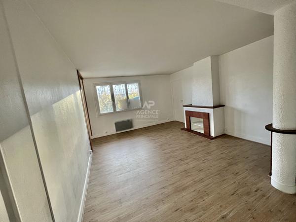 Appartement Pontoise 3 pièce(s) 65.75 m2 €160 000 ** - Référence 11053