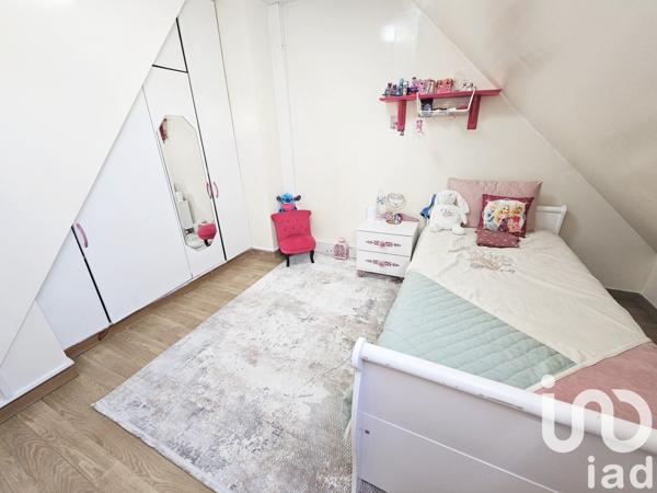 Maison 6 pièces de 144 m² à Le Blanc-Mesnil (93150)