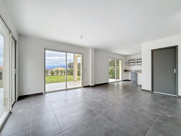 EXCLUSIVITE - GRANE - MAISON RECENTE DE 93 M² SUR 373 M² DE TERRAIN