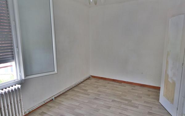 Maison à vendre    6 pièces • 90 m2 Château-Thierry