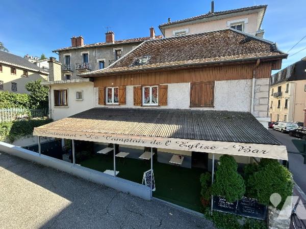 Aix-les-Bains – Centre-ville – Local commercial avec habitation – Vendu loué