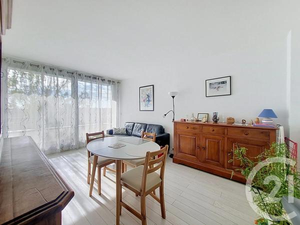 Appartement F3 à vendre  3 pièces - 61,84 m 2   FRESNES  - 94