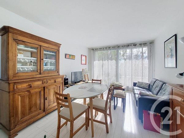 Appartement F3 à vendre  3 pièces - 61,84 m 2   FRESNES  - 94
