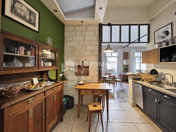 T4 92 M² – COUR PRIVATIVE 39 M² – CHARME ANCIEN – MONTPELLIER CENTRE-VILLE
