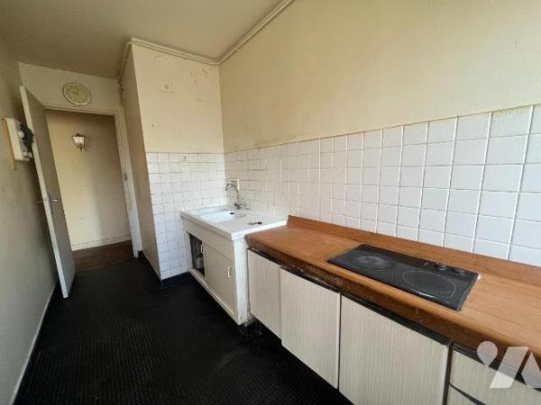 Appartement T2 - Vente - Paris 16e arrondissement

À vendre, appartement 5ième étage ascenseu...