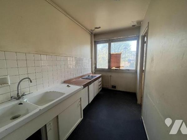 Appartement T2 - Vente - Paris 16e arrondissement

À vendre, appartement 5ième étage ascenseu...