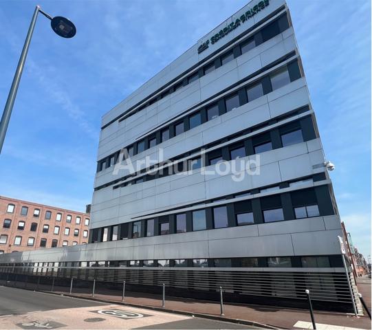Bureaux à vendre ou à louer à Roubaix capacité 400 personnes RT 2012