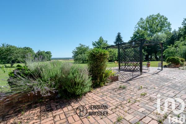 Maison à vendre 7 pièces 215 m² Houdan