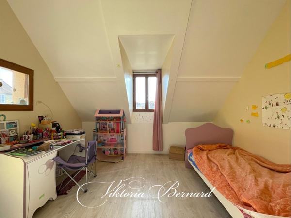 Maison à CREIL, 60100 - 5 pièces 129m²