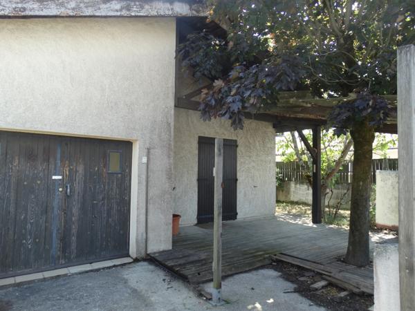 Maison à acheter avec terrasse et jardin à Villenave-D'Ornon (33)