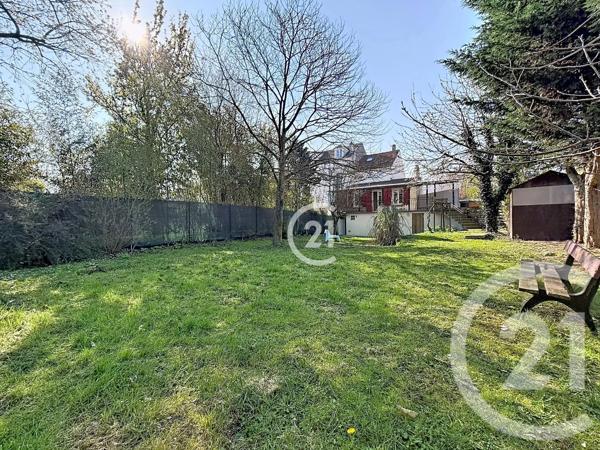 Maison à vendre  6 pièces - 134 m 2   FONTENAY SOUS BOIS  - 94