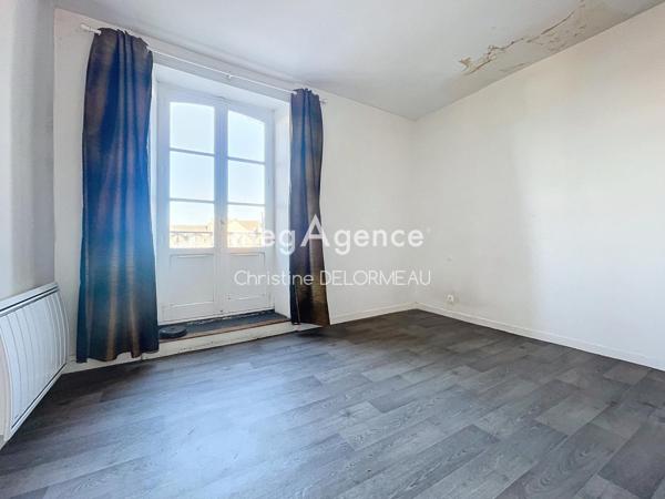 Immeuble à DOL-DE-BRETAGNE, 35120 - 200m²