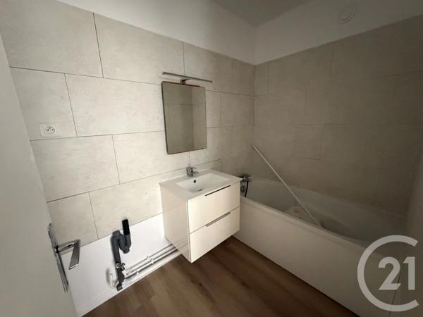 Appartement Studio à vendre  1 pièce - 39,22 m 2   CERGY  - 95