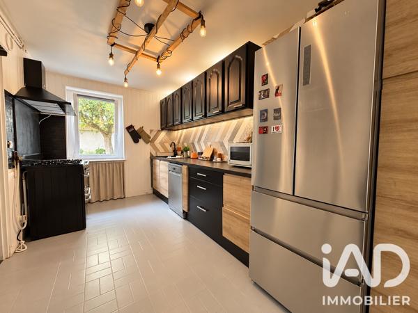 Maison à vendre 5 pièces 104,28 m² Montigny-le-Bretonneux