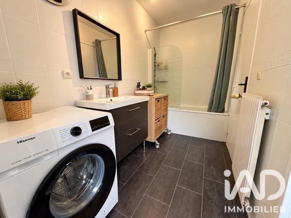 Maison à vendre 5 pièces 104,28 m² Montigny-le-Bretonneux