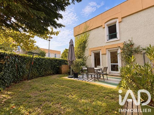 Maison à vendre 5 pièces 104,28 m² Montigny-le-Bretonneux