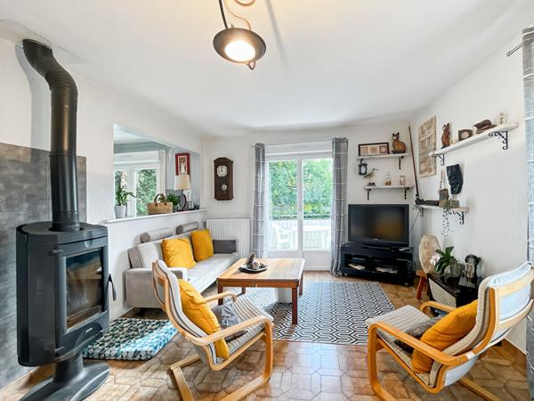 Maison 5 pièce(s) de 133m² sur un terrain de 1 601m²