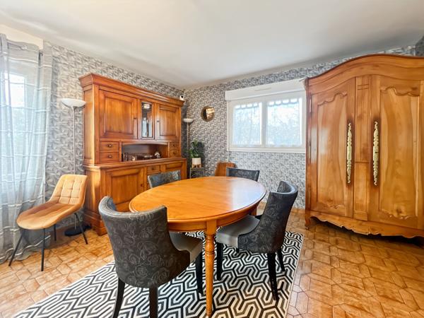 Maison 5 pièce(s) de 133m² sur un terrain de 1 601m²