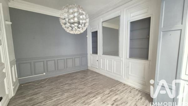 Maison à vendre 8 pièces 198 m² Saint-Amand-les-Eaux