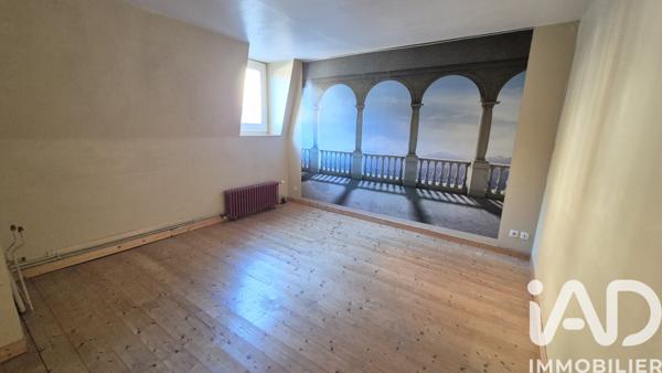 Maison à vendre 8 pièces 198 m² Saint-Amand-les-Eaux