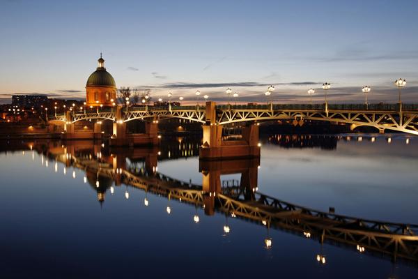 Local commercial Divers Toulouse 77 m2