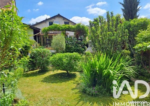 Maison à vendre 5 pièces 65 m² Saint-Rémy-lès-Chevreuse