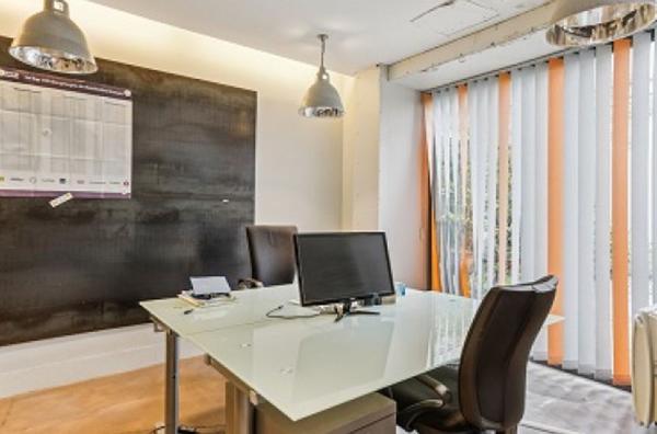 Bureaux à vendre à PARIS 75009
