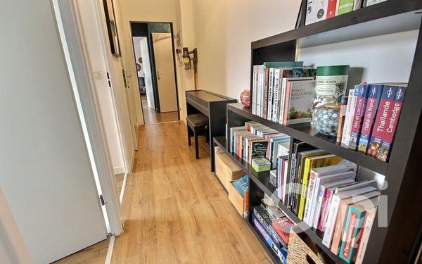 Appartement à vendre    4 pièces • 81,31 m2 Élancourt
