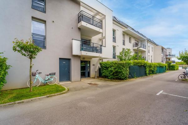 Parking + appartement