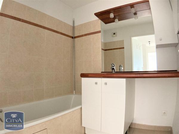 Appartement à louer 3 pièces 61.84m²