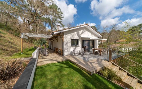 Maison à vendre    7 pièces •  Biscarrosse